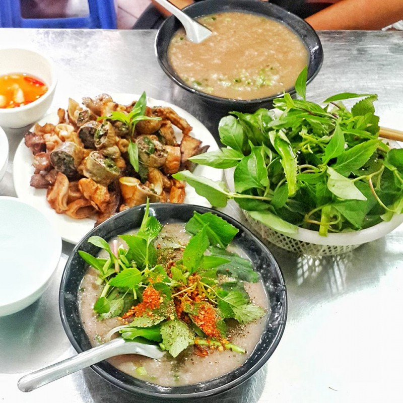 Top 10 địa điểm ăn cháo lòng ngon Hà Nội