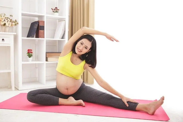 lớp yoga cho bà bầu ở hà nội