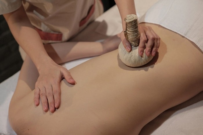 Massage trị liệu Hà Nội 4