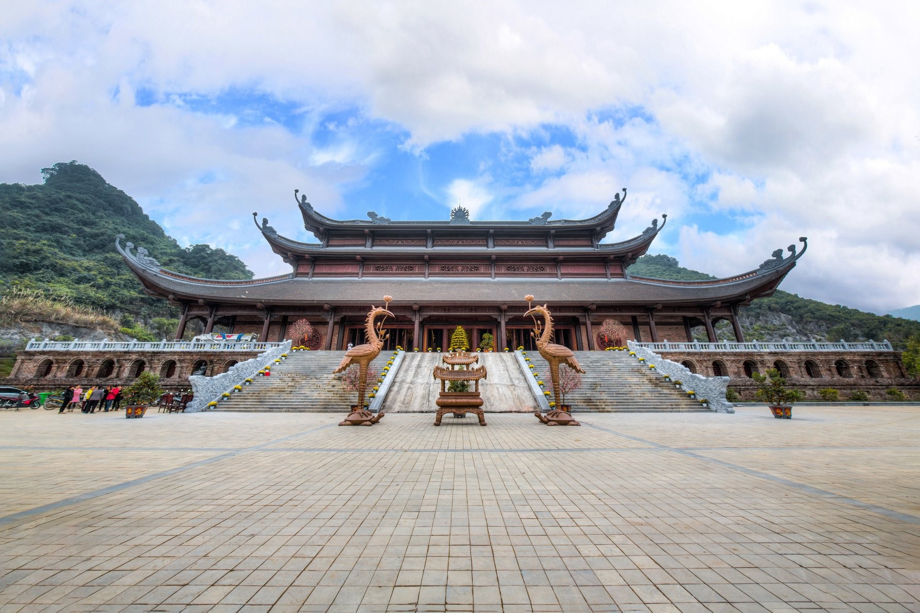 Tải hình ảnh chùa Tam Chúc cực đẹp