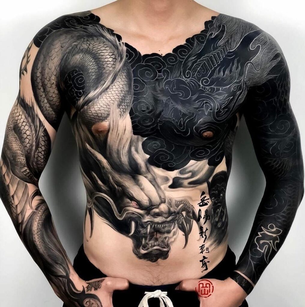 Những hình xăm ngực nam giới đẹp - Rio Studio