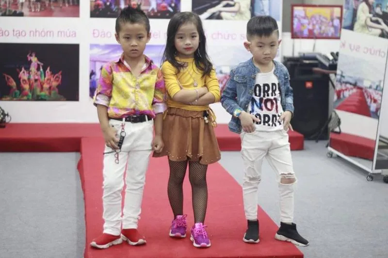 Học trình  diễn Catwalk